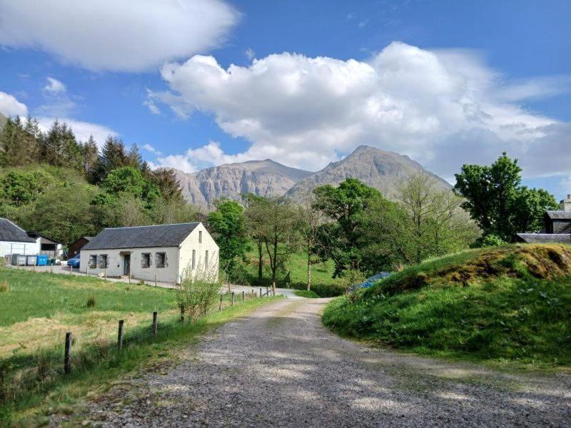 Heart Of Glencoe Holidays Exterior photo